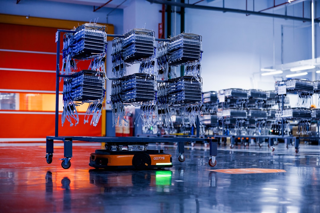 Tela de sistema digital de gestão de suprimentos MRO com indicadores de eficiência