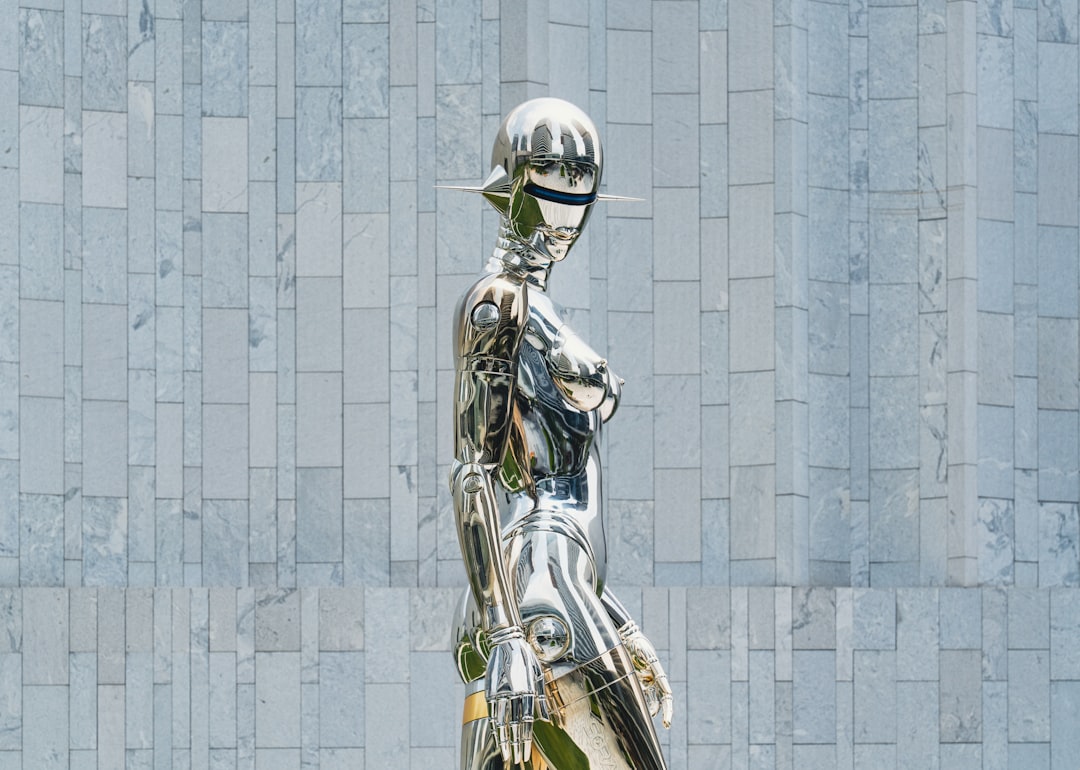 Gestor de suprimentos utilizando inteligência artificial generativa para otimizar compras e sustentabilidade em MRO industrial